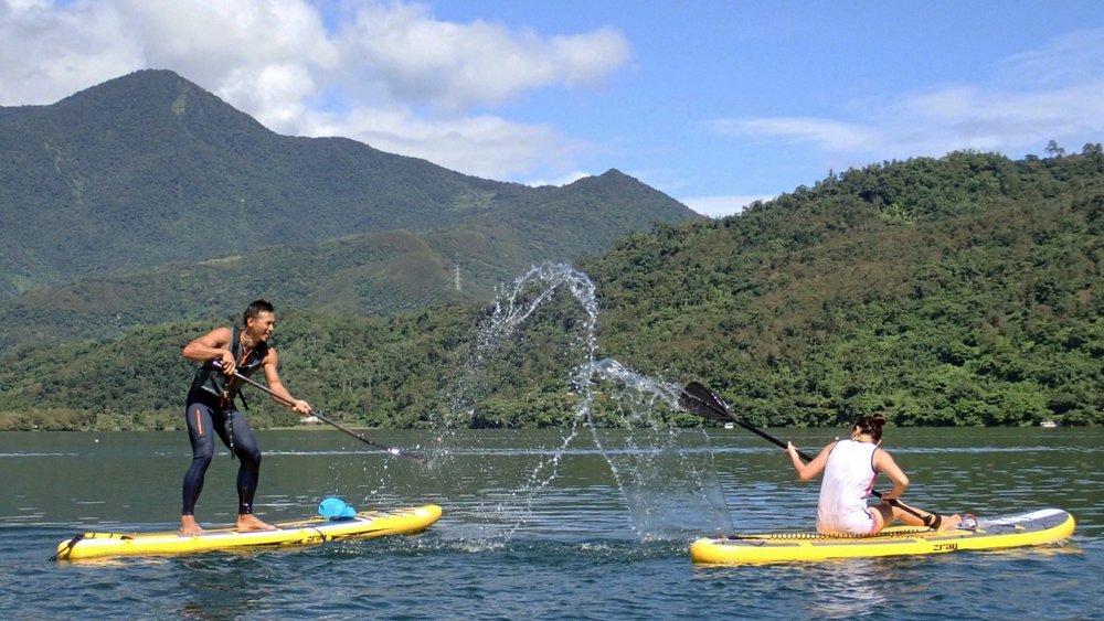 鯉魚潭水流平穩，適合 SUP 初學者