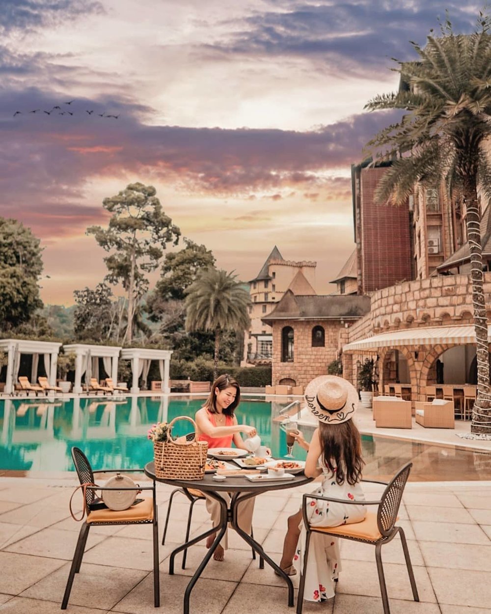 Poolside breakfast restaurant La Vie at The Chateau Bukit Tinggi Resort