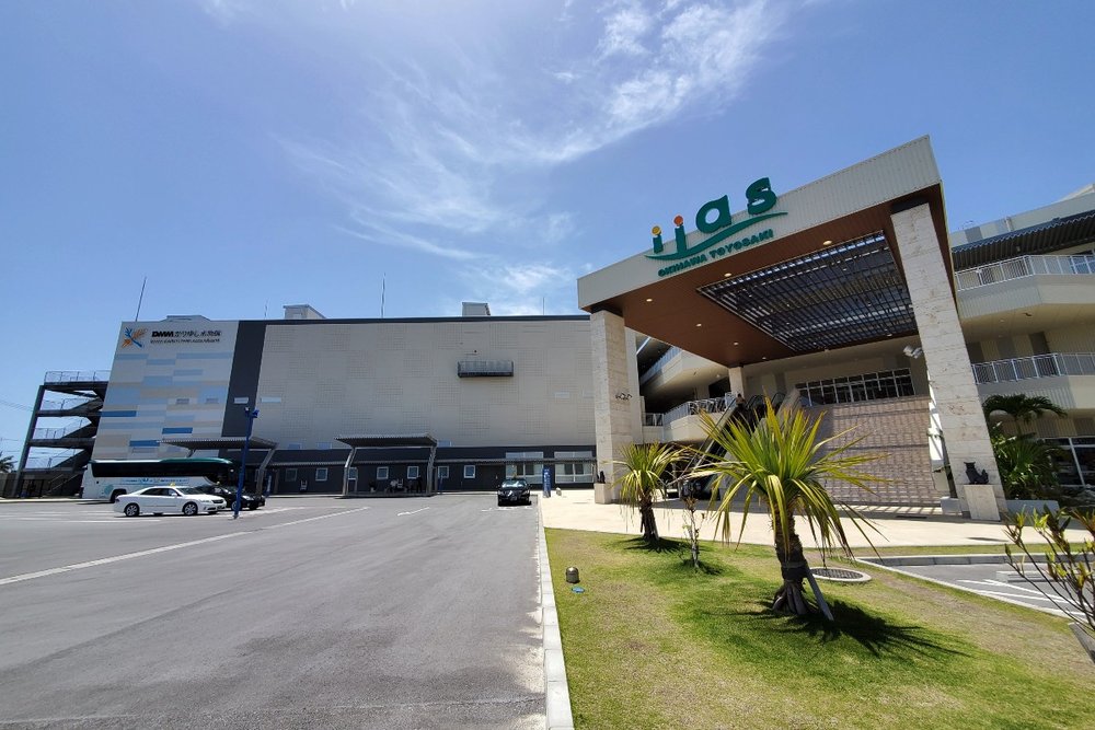 大型商業施設「イーアス沖縄豊崎」