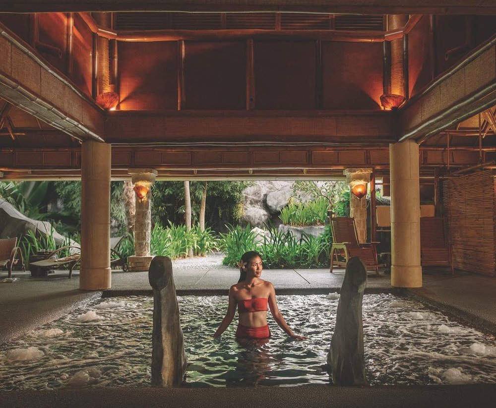 girl in mogambo springs pool plantation bay