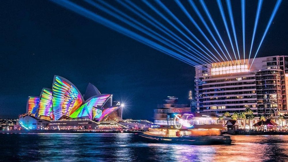 Have an amazing time with this intimate Catamaran Cruise. Image credits: @vividsydney on Instagram