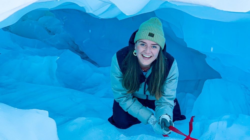 Learn how to climb down ice caves at Fox Glacier! Credits: @foxglacierguidingn