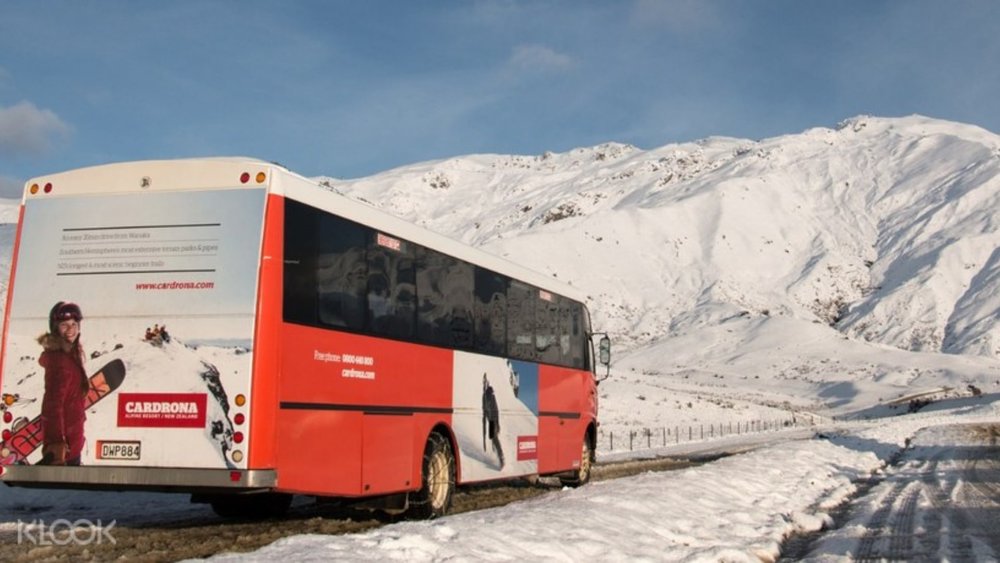 Have an easy trip from Queenstown or Wanaka to Cardrona with this shuttle service.