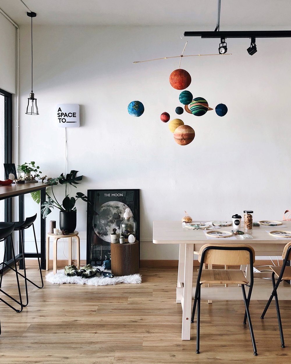 a space to __ art studio kl pj