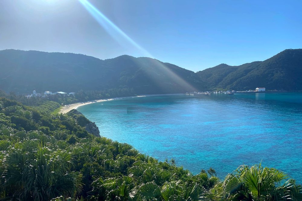 渡嘉敷島 阿波連ビーチ 全景