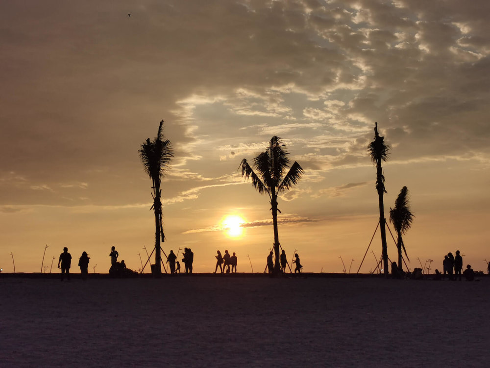 Pantai Pasir Putih - Pantai PIK 2