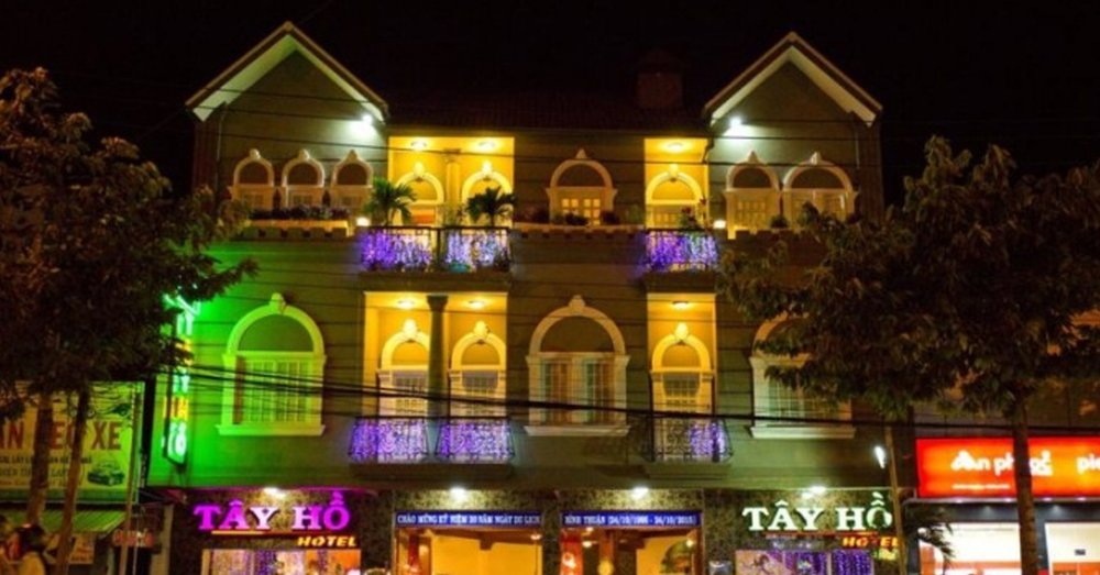 Khách Sạn Tây Hồ Phan Thiết