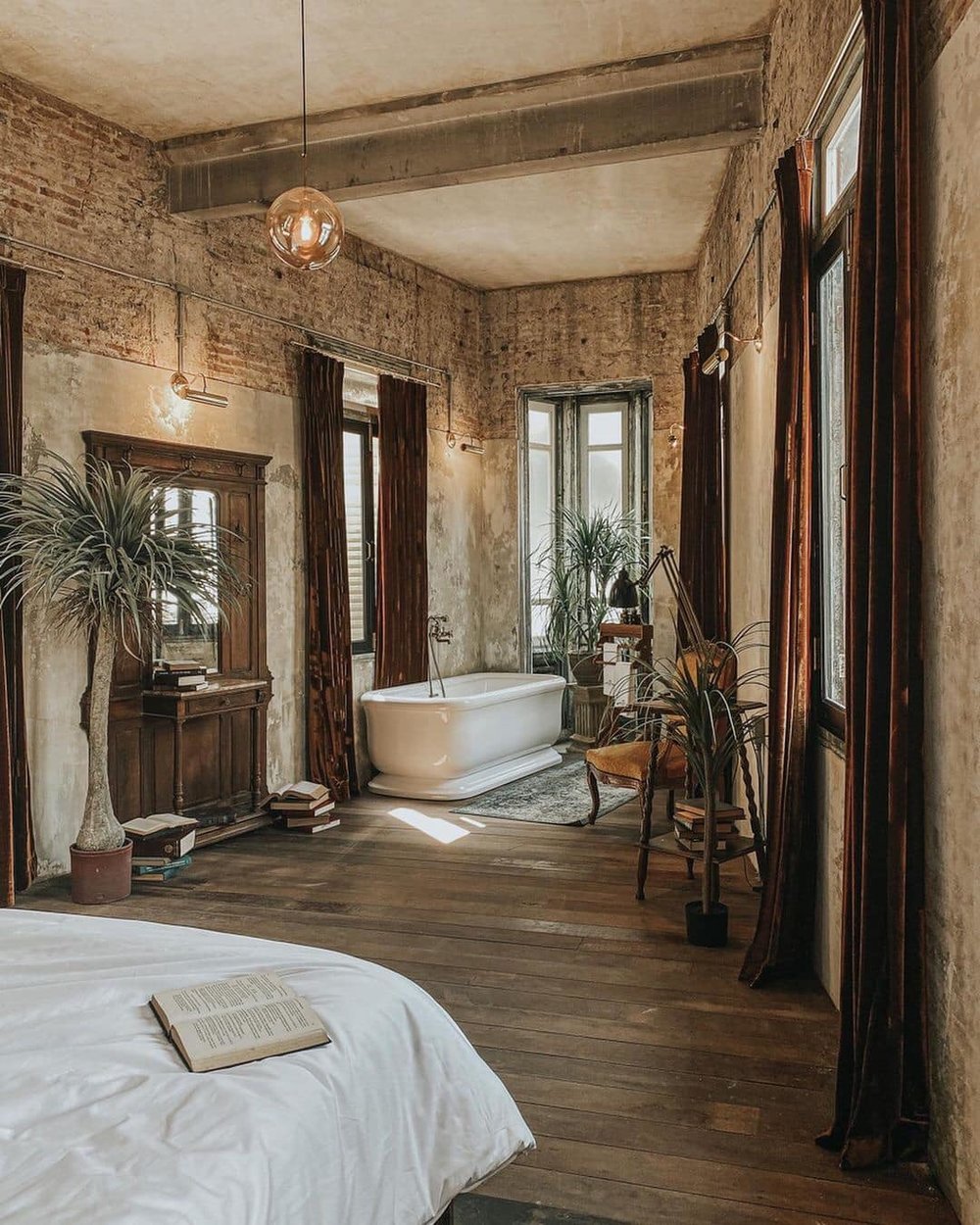 โรงแรม มะสตาง บลู