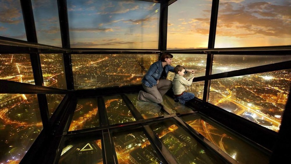 Watch the city of Melbourne 88 floors above the ground! Image credits: @the_honest_mumma