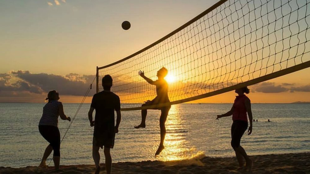 One of the most gorgeous sunset views can be seen in St Kilda. Image credits: @stkildabeach