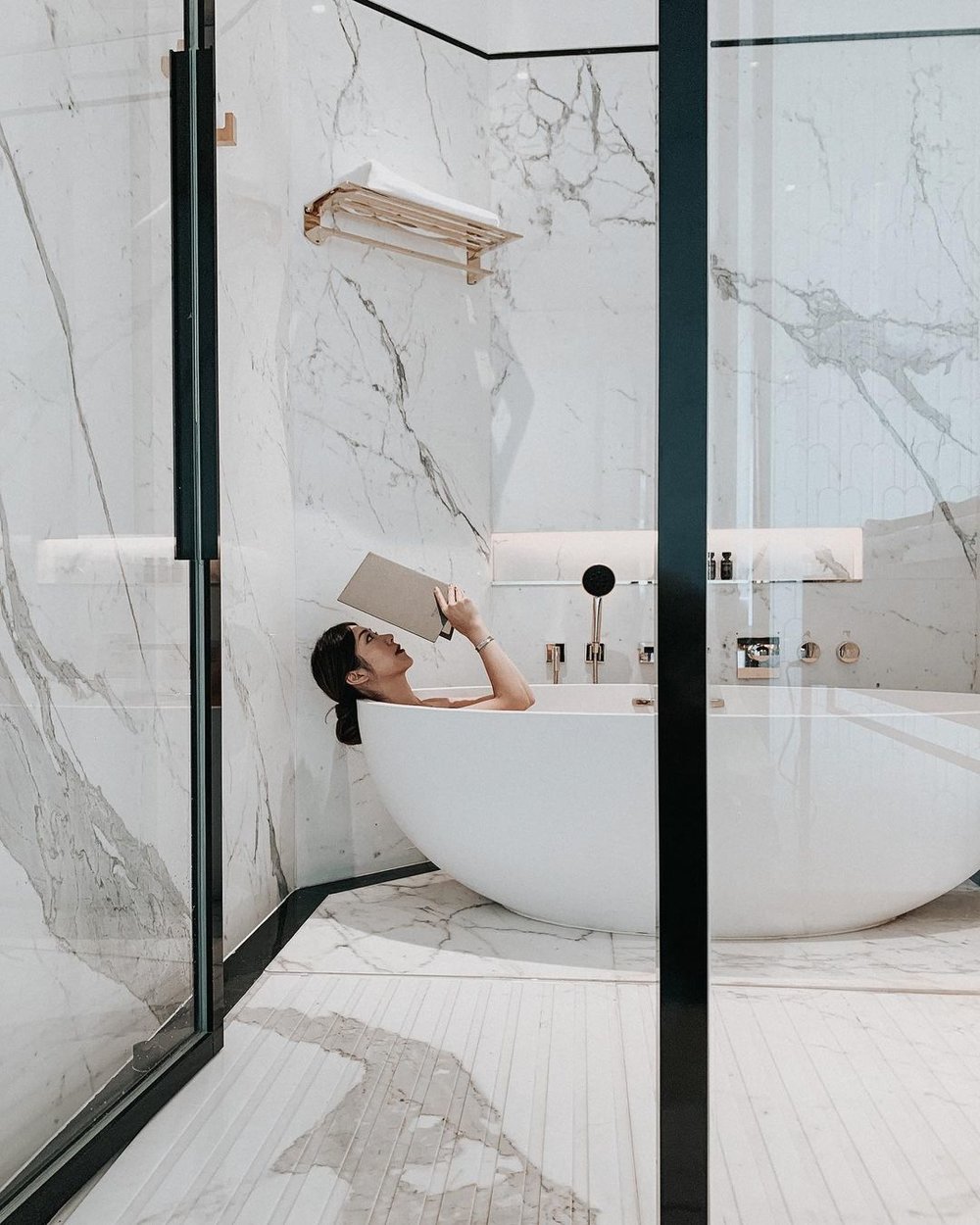 美利酒店 打卡浴缸 雲石浴室