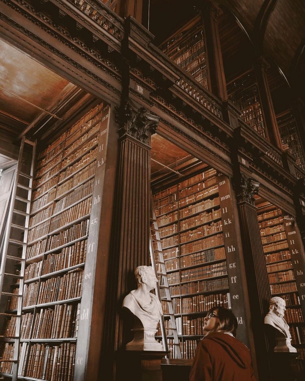 15 Most Beautiful Libraries In The World: From Grand Historical ...