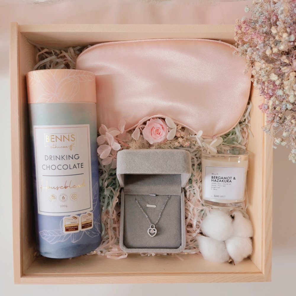 16 MCO Surprise Gift Ideas Available For Delivery Desserts, DIY Kits