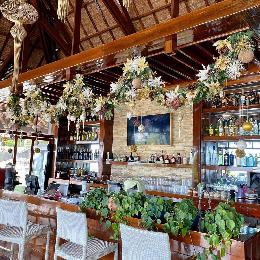 Isla Blanca bar counter