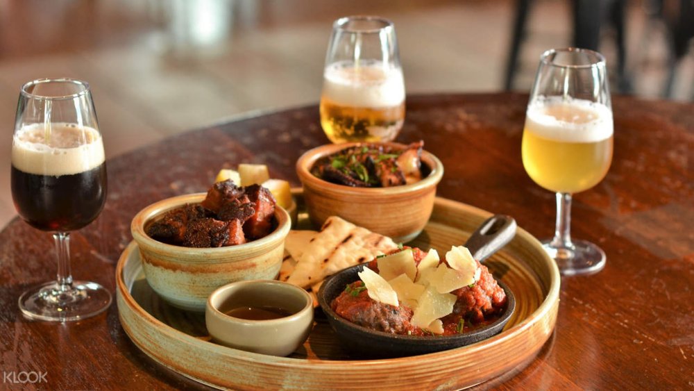 Learn how one of the most popular beers in Australia is brewed