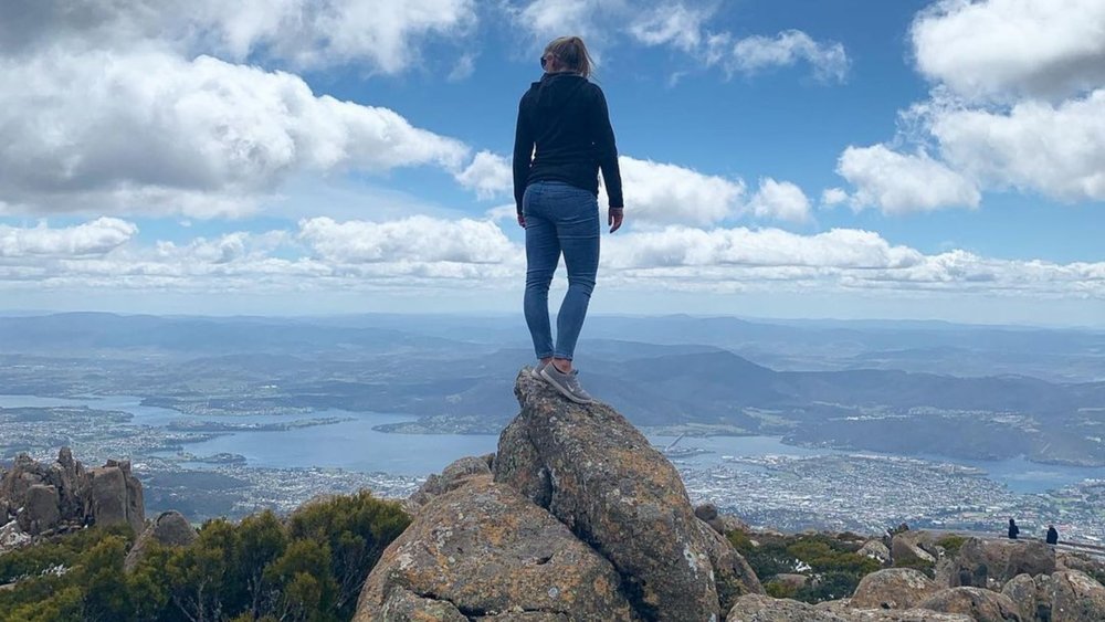 Get to see most of Tassie from Mount Wellington. Image credits: @ashy__d