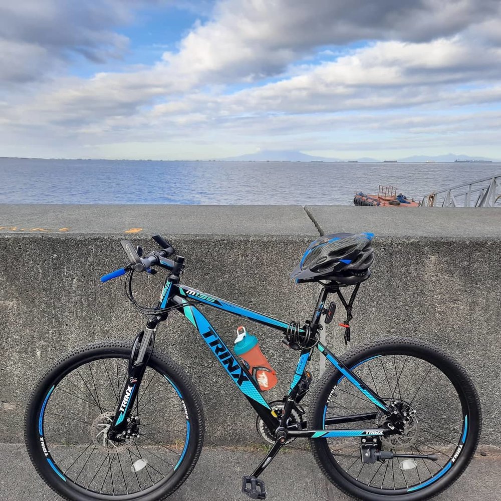 biking in mall of asia near the sea