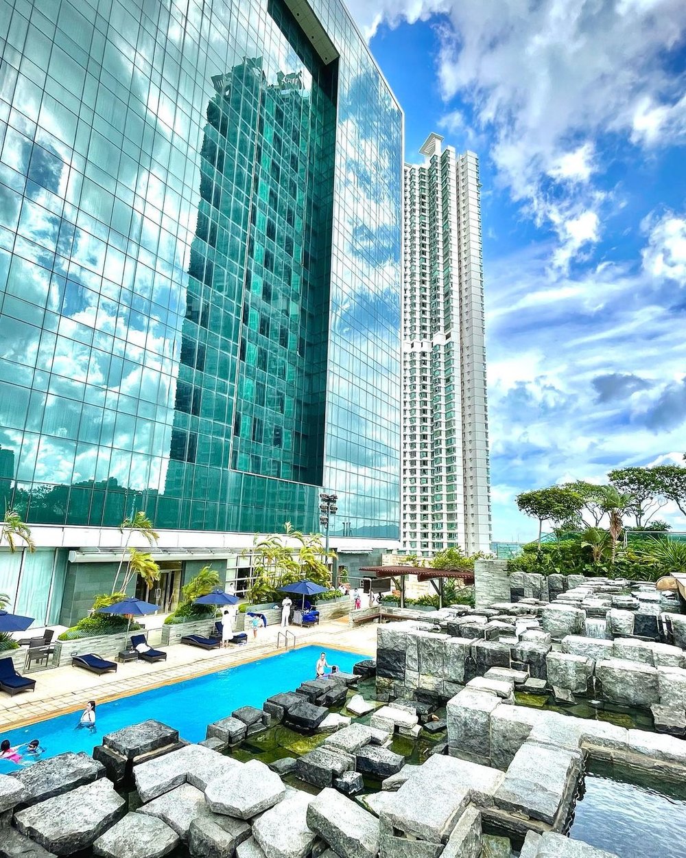 諾富特東薈城酒店 20米長 室外泳池