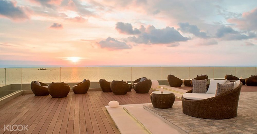 Trở Thành "Chill Guy" Bên Hồ Bơi Radisson Blu Resort Phú Quốc