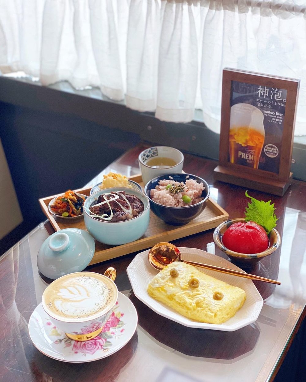 小編推介必食燉4A鹿兒島和牛肉蓋碗盛定食，和牛牛味十足，肉質淋滑