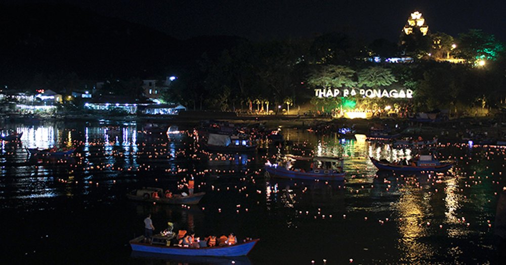 Tham Gia Lễ Hội Đậm Chất Văn Hóa