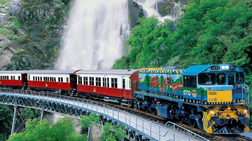 Enjoy a relaxing train ride as you witness the area’s natural beauty. Image credits: @kurandavillage on Instagram