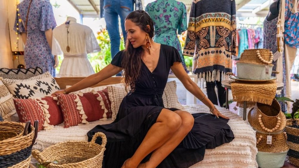 Gift yourself with some souvenirs from the Kuranda’s Heritage Markets. Image credits: @kurandavillage on Instagram