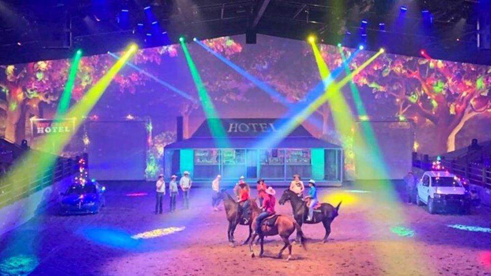 Outback Spectacular Australia uses a masterful blend of technology, effects, and performance. Image credits: @outbackspectacular on Instagram