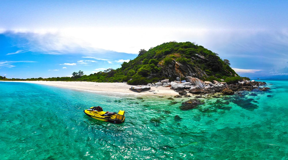 Four Islands Yatch Day Tour in Pattaya1