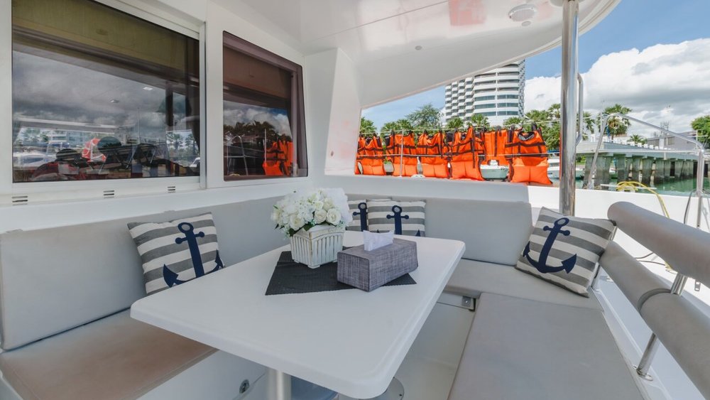 Pattaya SC420 Sailing Catamaran Private Charter Tour by Ocean Escape2