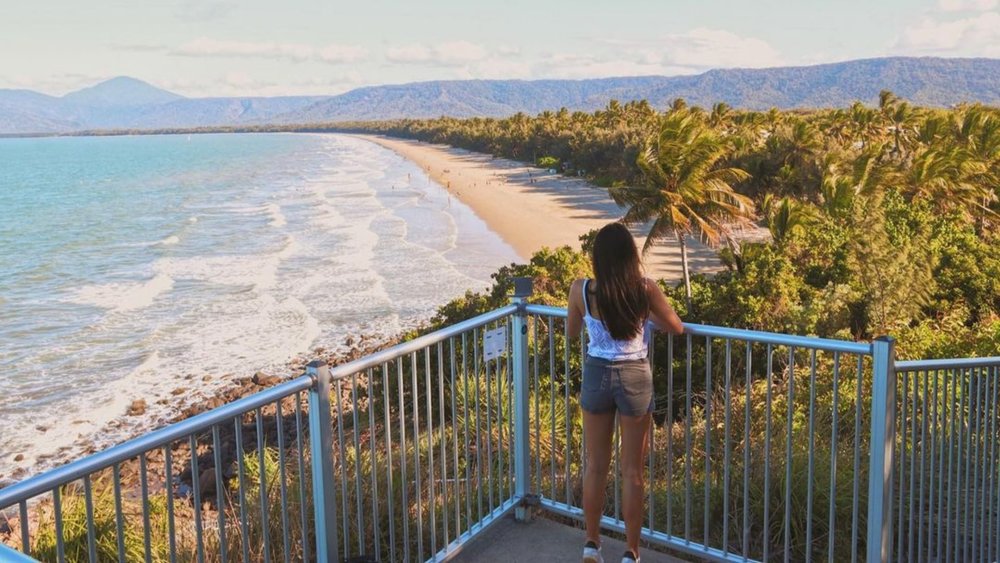 An amazing view awaits you at Flagstaff Hill! Credits: @erikak91