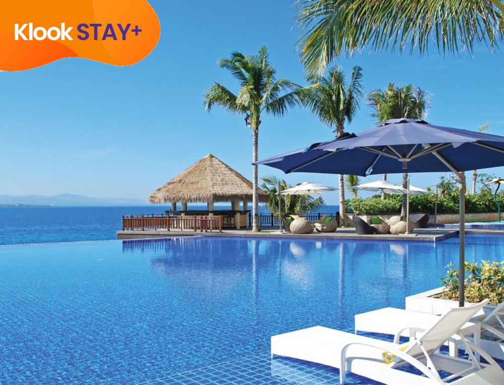 pool at dusit thani mactan cebu