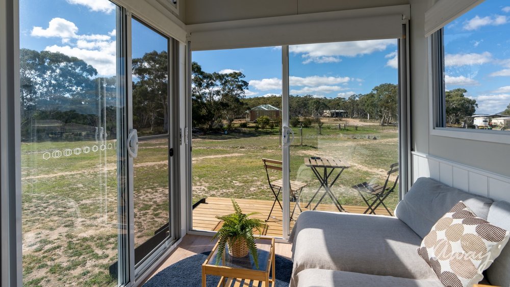 Whether you want to spend the weekend lounging inside or outside, it’s up to you! Credits: tinyaway.com