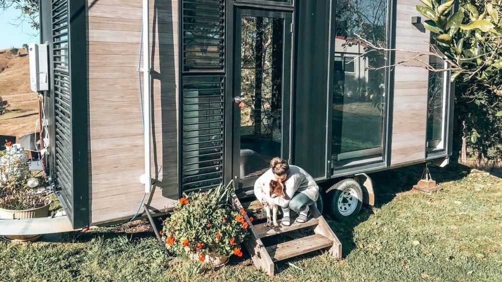 Spend a fun weekend with your best mate! Credits: @tiny.away