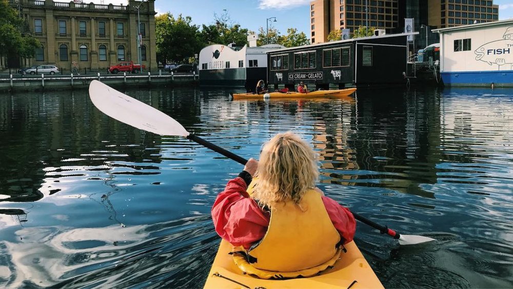 Paddle through Hobart on a kayak! Credits: @ambercy.t
