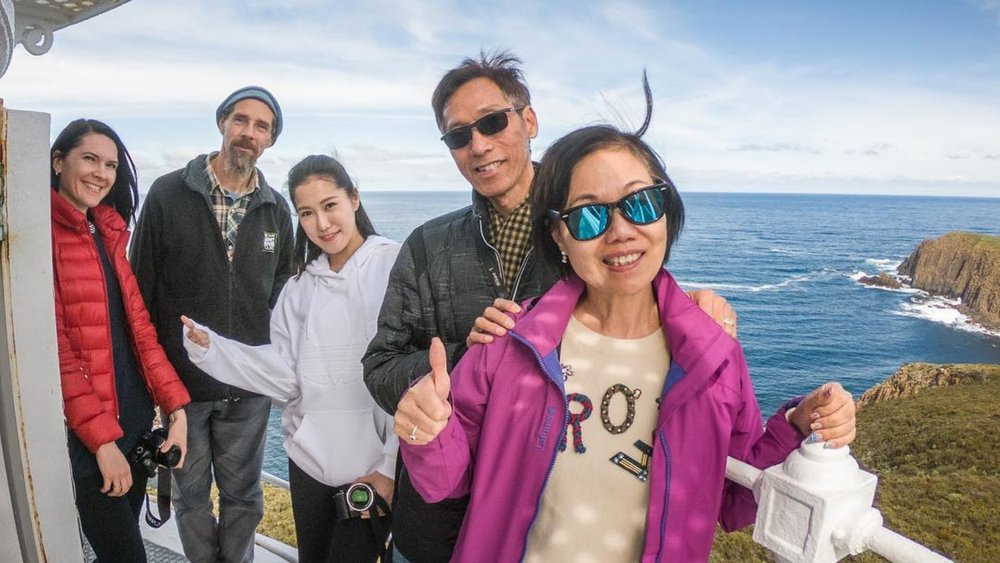 See the whole of Bruny Island from Cape Bruny with the fam! Credits: @capebruny