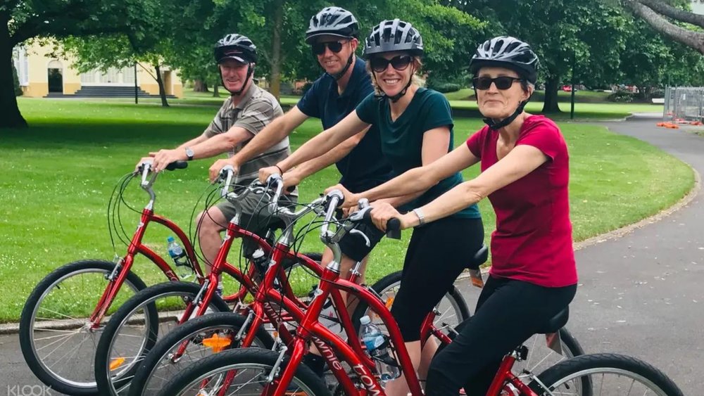 Explore Launceston with bikes and bites!