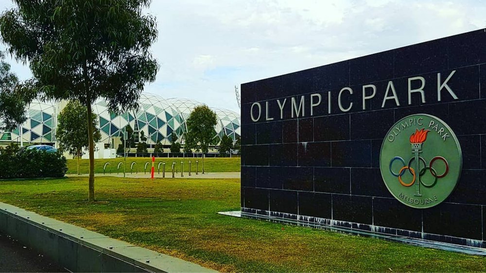 Take a tour of Melbourne’s iconic sporting venues with your sports-loving dad! Image credits: @wilsonluizpersonal on Instagram