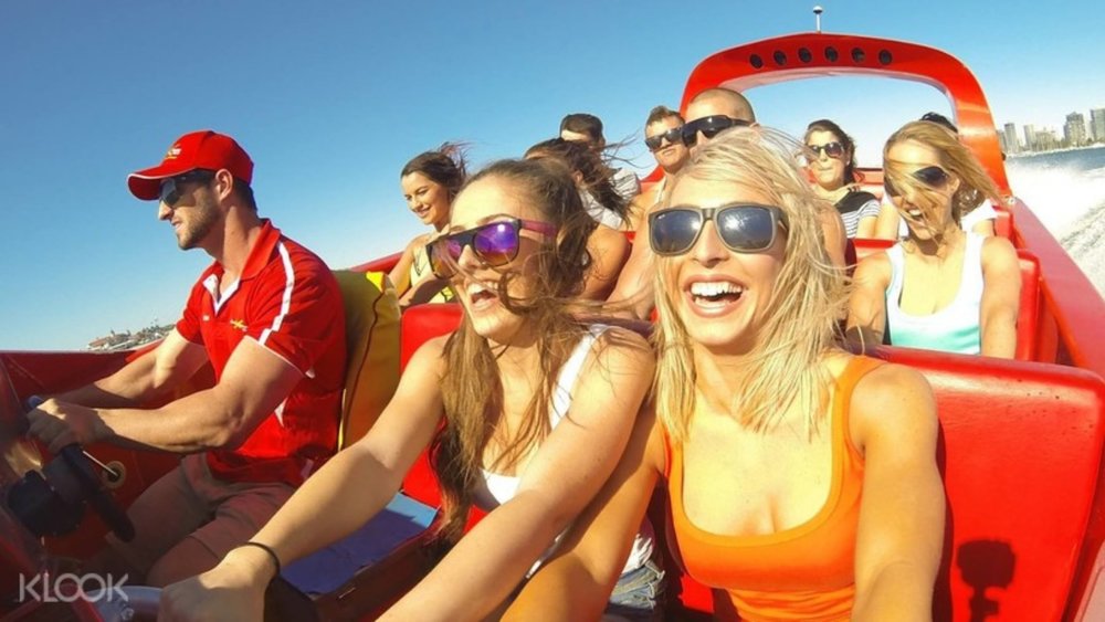 Go jet boating at the iconic Surfer’s Paradise with the whole family!