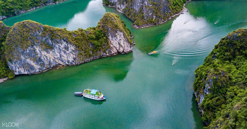 Ngày 2: Vịnh Lan Hạ – Làng Chài Cái Bèo – Đảo Khỉ – Hà Nội