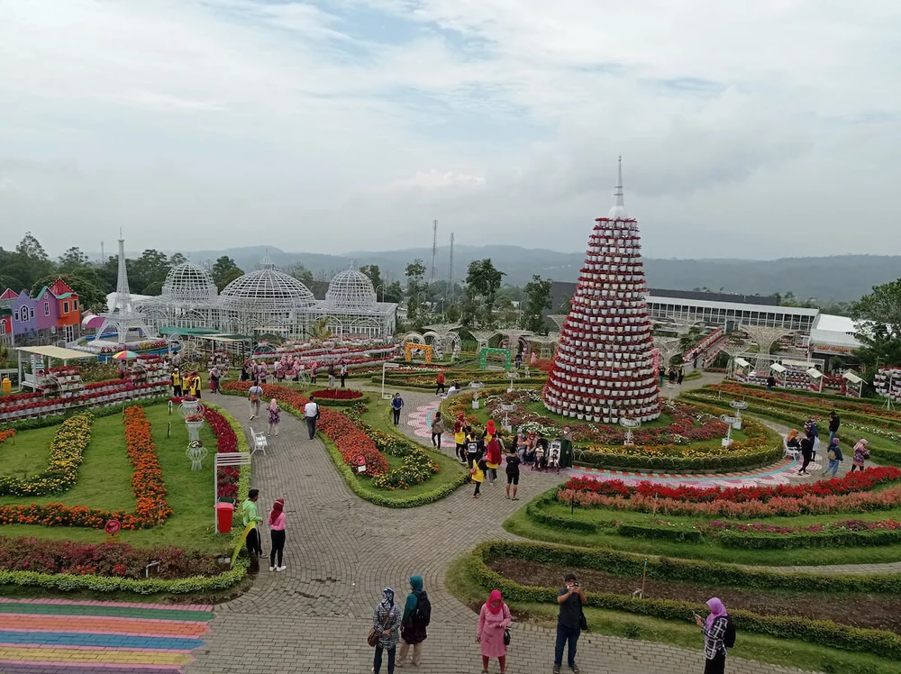 Taman Bunga Celosia Semarang