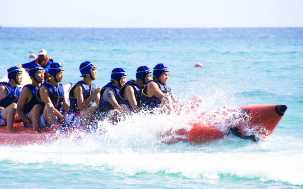 水上活動推薦：墾丁景點：南灣香蕉船