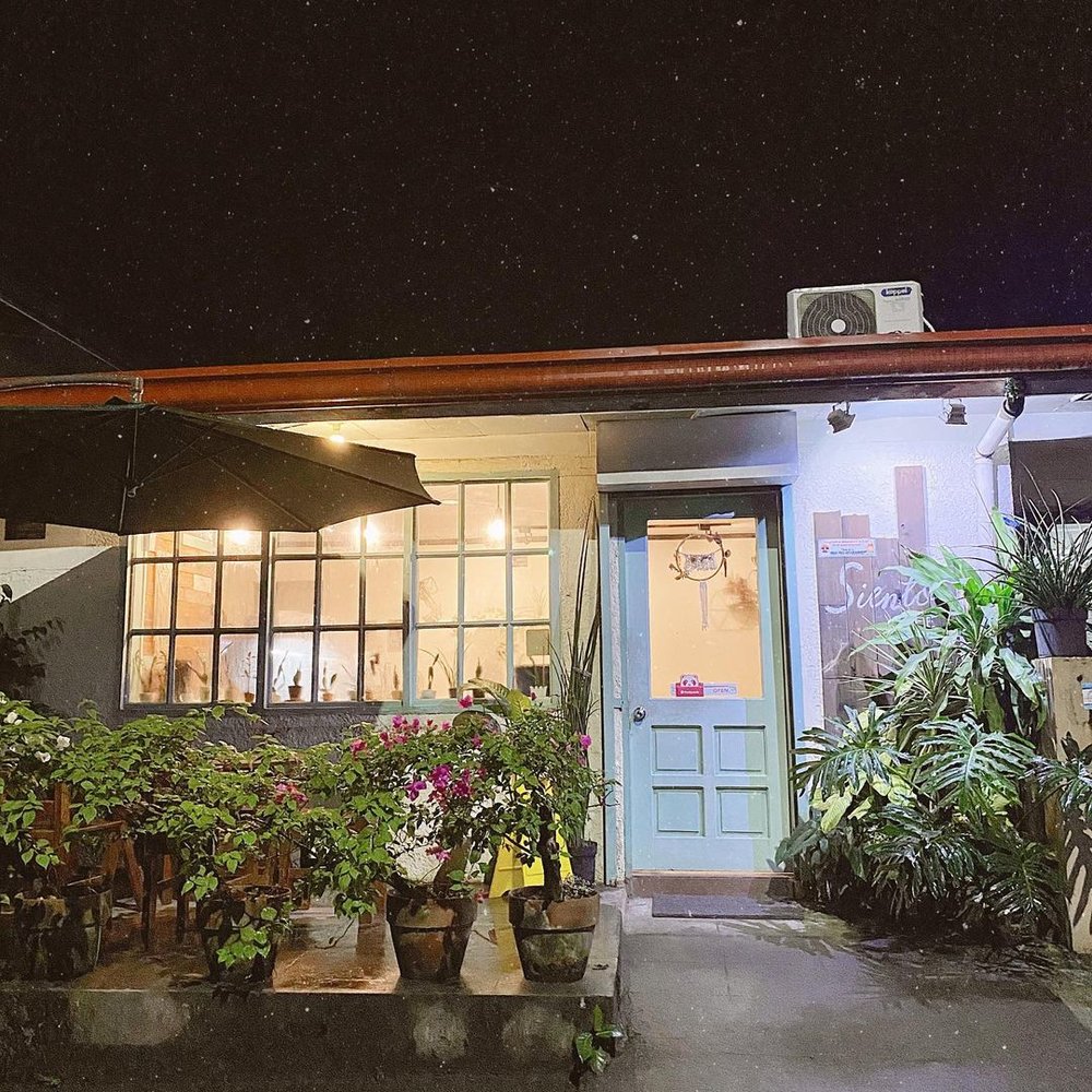 exterior of siento cafe in laguna