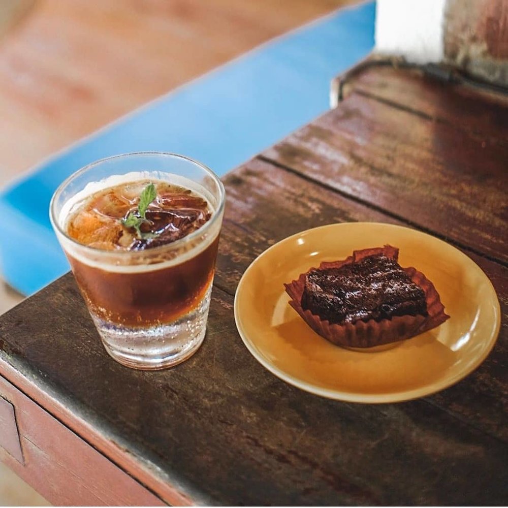 delicious coffee and dessert in Siargao