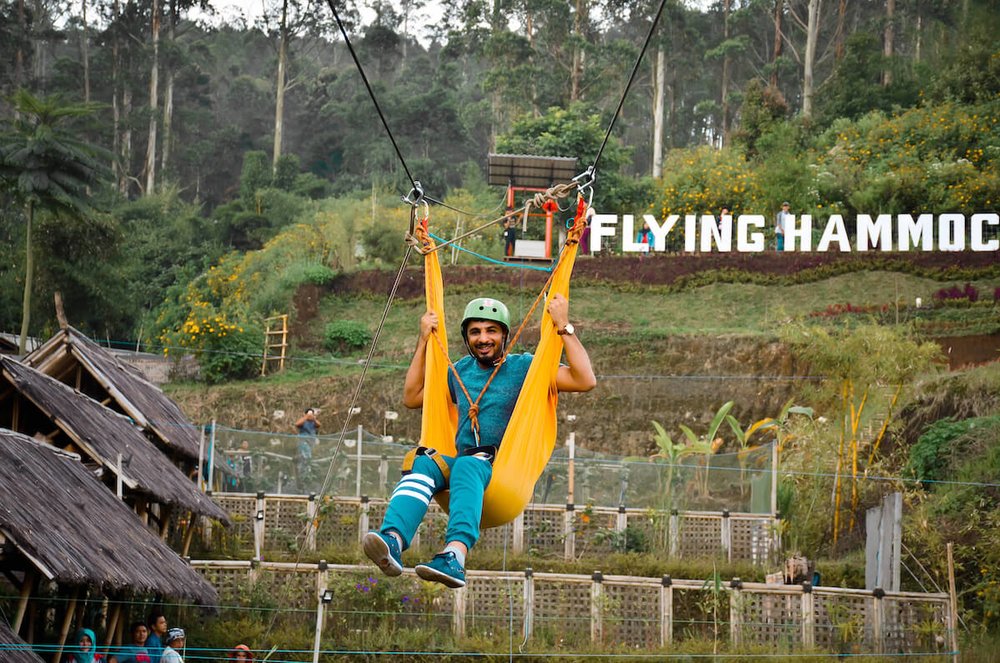 Dusun Bambu Lembang - Flying Hammock