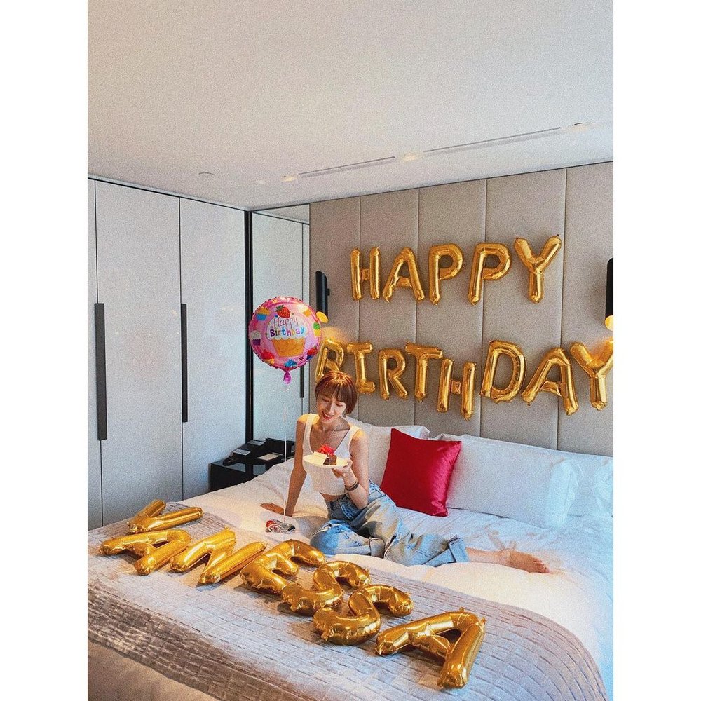 在Murray慶祝生日時 推介大家品嚐酒店提供的生日蛋糕