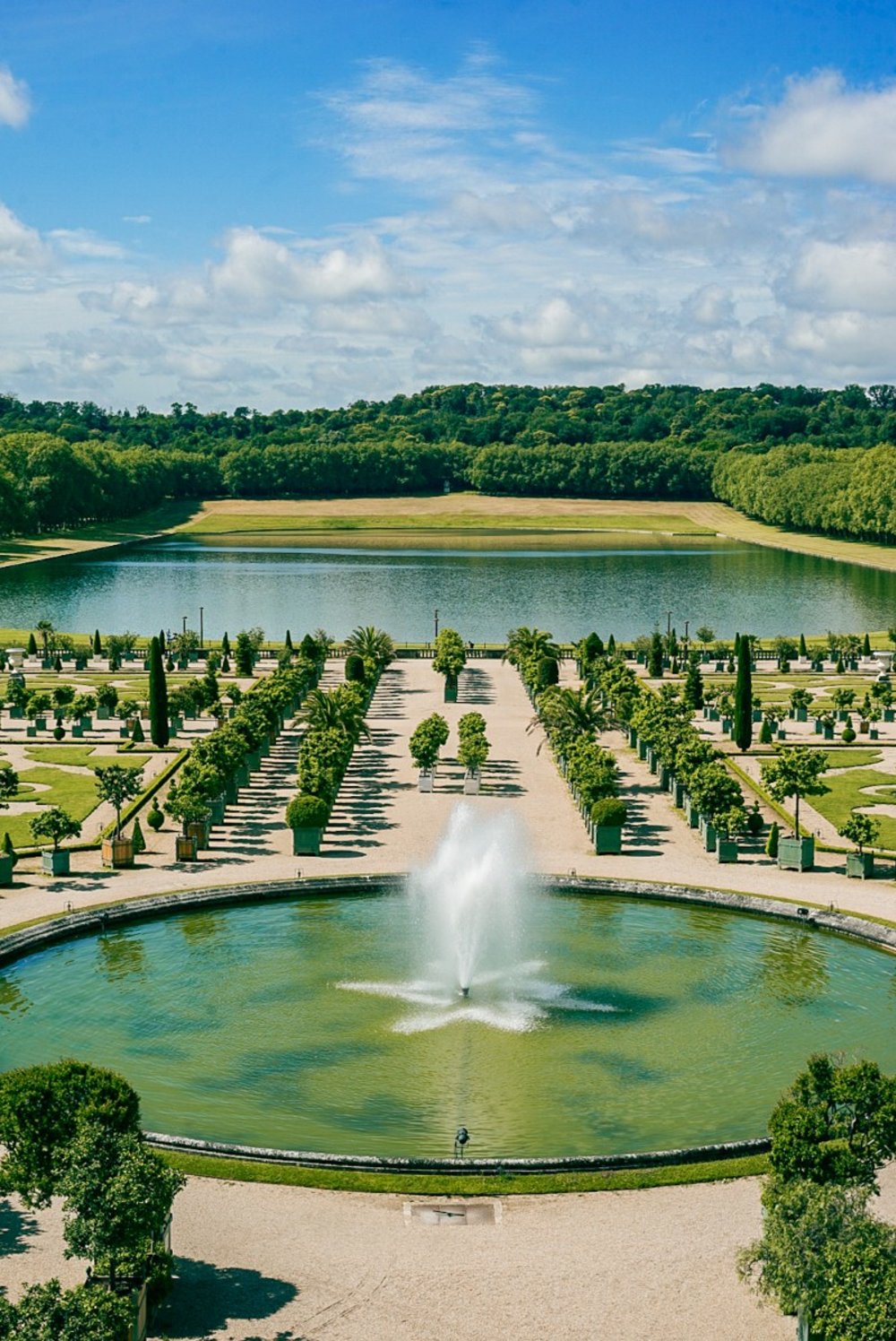 ヴェルサイユ宮殿の庭園