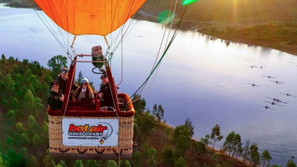 There’s nothing quite like the view of the Queensland countryside on a hot air balloon! Image credits: @hotairballoonbrisbane on Instagram