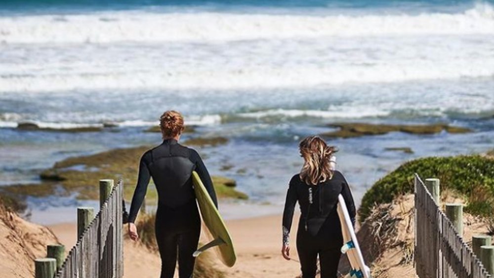 Ride the waves at Point Lonsdale. Image credits: @lon_retreat on Instagram