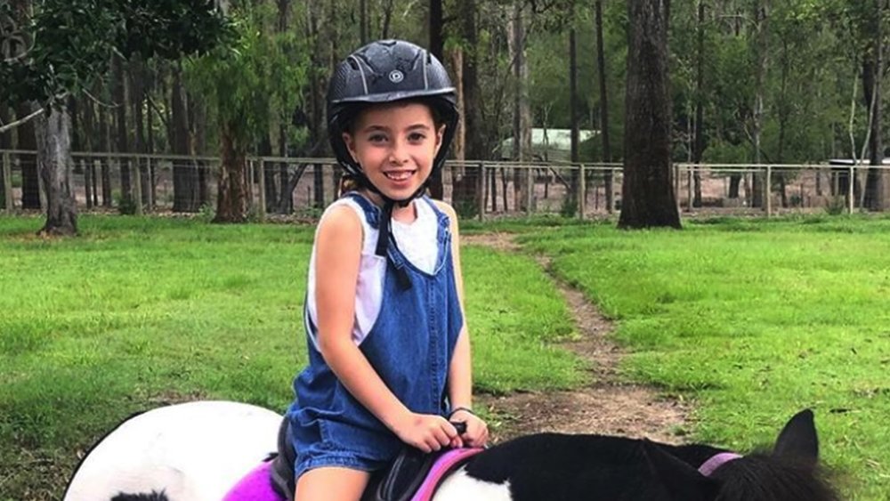 Your daughter will feel like a princess when she rides a pony at Paradise Country. Image credits: @paradisecountrygc on Instagram
